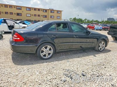Trzecie zdjęcie samochodu z tyłu: 2006 MERCEDES-BENZ E 350 VIN:WDBUF56J16A907595 - miniatura
