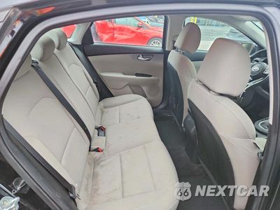 Zdjęcie 10 z 12 samochodu: 2019 KIA FORTE LXS VIN:3KPF24AD3KE107440 - miniatura