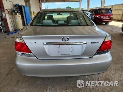 Zdjęcie 6 z 13 samochodu: 2006 TOYOTA CAMRY STANDARD VIN:4T1BE32K26U737126 - miniatura