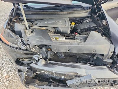 Zdjęcie 12 z 13 samochodu: 2015 JEEP CHEROKEE LATITUDE VIN:1C4PJMCB3FW571813 - miniatura
