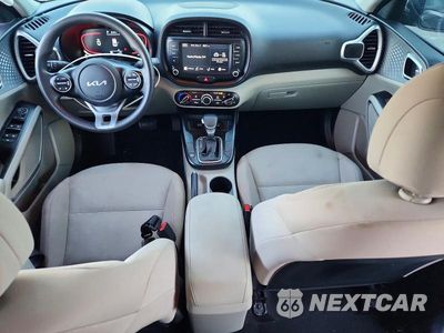 Zdjęcie 8 z 12 samochodu: 2023 KIA SOUL LX VIN:KNDJ23AU7P7853918 - miniatura