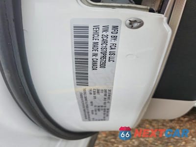 Zdjęcie 13 z 13 samochodu: 2023 CHRYSLER PACIFICA HYBRID LIMITED VIN:2C4RC1S70PR572930 - miniatura