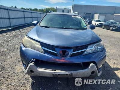 Piąte zdjęcie samochodu w środku: 2014 TOYOTA RAV4 XLE VIN:JTMRFREV6ED084002 - miniatura