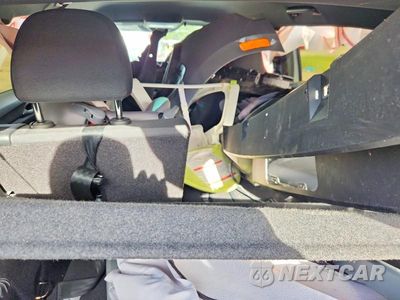 Zdjęcie 13 z 14 samochodu: 2026 VOLKSWAGEN GTI S VIN:WVWLE7CD4TW264605 - miniatura