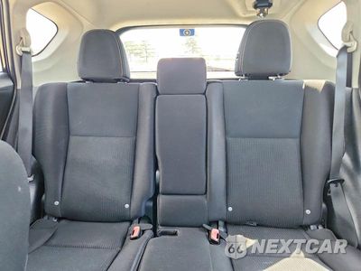 Zdjęcie 10 z 13 samochodu: 2015 TOYOTA RAV4 XLE VIN:2T3WFREV7FW193978 - miniatura