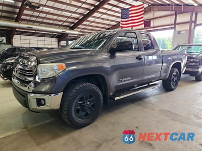 2017 TOYOTA TUNDRA SR5 5TFUM5F16HX070432 - główne zdjęcie licytacji z USA - miniatura