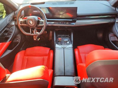 Zdjęcie 8 z 12 samochodu: 2025 BMW M5 VIN:WBS83FK00SCT14543 - miniatura