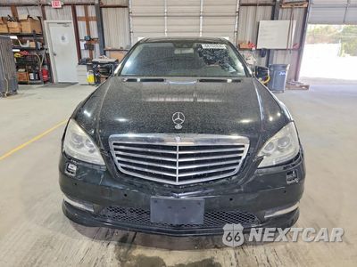 Piąte zdjęcie samochodu w środku: 2013 MERCEDES-BENZ S 550 VIN:WDDNG7DB0DA514121 - miniatura