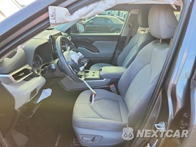Zdjęcie 7 z 13 samochodu: 2024 TOYOTA HIGHLANDER LE VIN:5TDKDRAH3RS548851 - miniatura