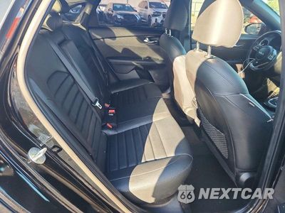 Zdjęcie 10 z 12 samochodu: 2023 KIA FORTE GT LINE VIN:3KPF54AD5PE637343 - miniatura