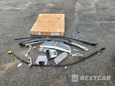 Zdjęcie 12 z 13 samochodu: 2007 MERCEDES-BENZ S 550 VIN:WDDNG71X77A039121 - miniatura