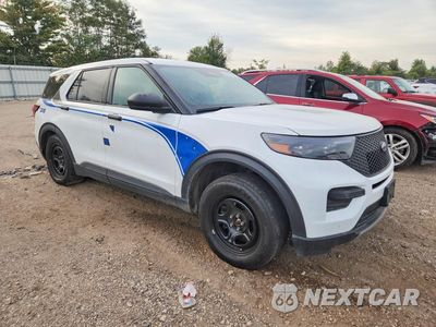 Czwarte zdjęcie samochodu z boku: 2025 FORD EXPLORER POLICE INTERCEPTOR VIN:1FM5K8AB0SGB95747 - miniatura