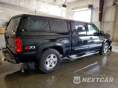 Trzecie zdjęcie samochodu z tyłu: 2005 CHEVROLET SILVERADO K1500 VIN:2GCEK13T551118813 - miniatura