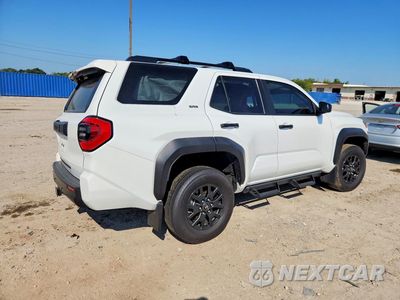 Trzecie zdjęcie samochodu z tyłu: 2025 TOYOTA 4RUNNER SR5 VIN:JTEVA5BR8S5026150 - miniatura