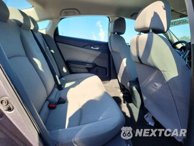 Zdjęcie 10 z 12 samochodu: 2019 HONDA CIVIC LX VIN:19XFC2F6XKE020095 - miniatura