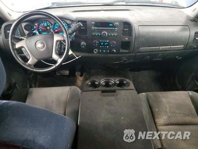 Zdjęcie 8 z 12 samochodu: 2011 CHEVROLET SILVERADO K1500 LT VIN:1GCVKSE25BZ343777 - miniatura