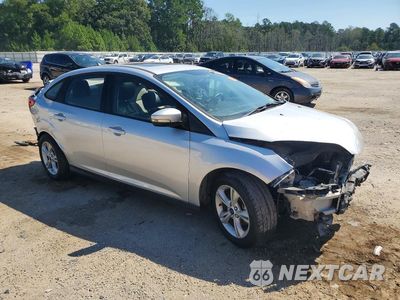 Czwarte zdjęcie samochodu z boku: 2014 FORD FOCUS SE VIN:1FADP3F2XEL425602 - miniatura