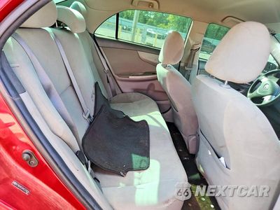 Zdjęcie 10 z 12 samochodu: 2010 TOYOTA COROLLA LE VIN:2T1BU4EE0AC533630 - miniatura