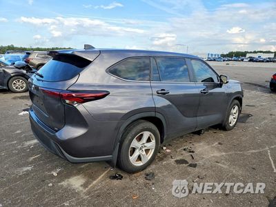 Trzecie zdjęcie samochodu z tyłu: 2024 TOYOTA HIGHLANDER LE VIN:5TDKDRAH3RS548851 - miniatura
