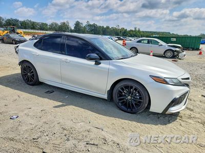 Czwarte zdjęcie samochodu z boku: 2024 TOYOTA CAMRY XSE V6 VIN:4T1KZ1AK9RU098886 - miniatura