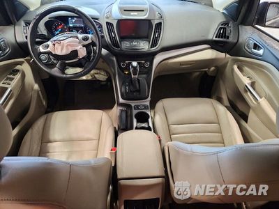 Zdjęcie 8 z 13 samochodu: 2015 FORD ESCAPE SE VIN:1FMCU9G96FUB37239 - miniatura