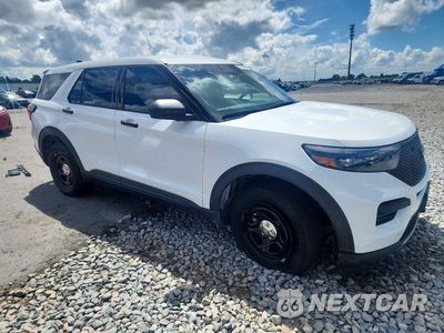 Czwarte zdjęcie samochodu z boku: 2025 FORD EXPLORER POLICE INTERCEPTOR VIN:1FM5K8AB3SGB33579 - miniatura