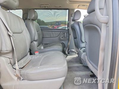 Zdjęcie 11 z 14 samochodu: 2005 TOYOTA SIENNA XLE LIMITED VIN:5TDZA22C25S277454 - miniatura
