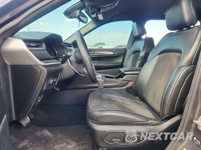 Zdjęcie 7 z 14 samochodu: 2022 JEEP GRAND CHEROKEE L LAREDO VIN:1C4RJJAG4N8577497 - miniatura