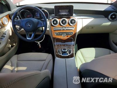 Zdjęcie 8 z 12 samochodu: 2018 MERCEDES-BENZ C 300 VIN:55SWF4JB6JU274160 - miniatura