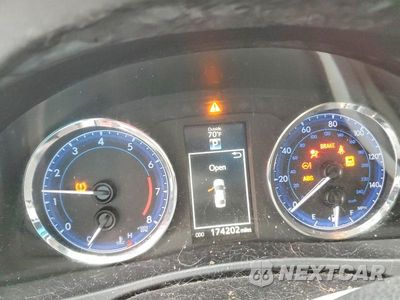 Zdjęcie 9 z 12 samochodu: 2017 TOYOTA COROLLA SE VIN:2T1BURHE0HC860841 - miniatura