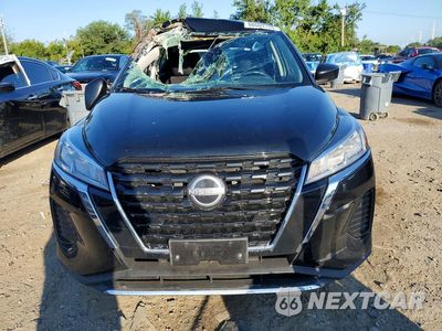 Piąte zdjęcie samochodu w środku: 2023 NISSAN KICKS S VIN:3N1CP5BVXPL542169 - miniatura
