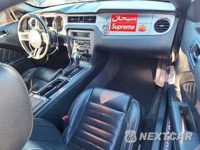 Zdjęcie 8 z 12 samochodu: 2011 FORD MUSTANG VIN:1ZVBP8AM9B5157713 - miniatura