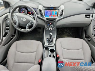 Zdjęcie 8 z 12 samochodu: 2016 HYUNDAI ELANTRA SE VIN:KMHDH4AE4GU530918 - miniatura