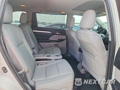 Zdjęcie 11 z 13 samochodu: 2014 TOYOTA HIGHLANDER XLE VIN:5TDKKRFH2ES030514 - miniatura