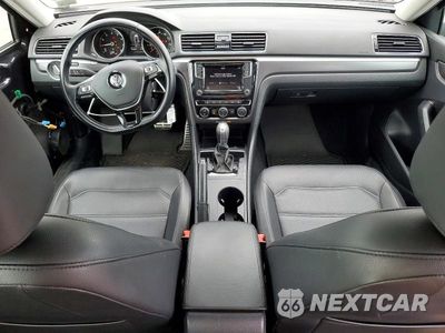 Zdjęcie 8 z 12 samochodu: 2018 VOLKSWAGEN PASSAT S VIN:1VWAA7A34JC010403 - miniatura