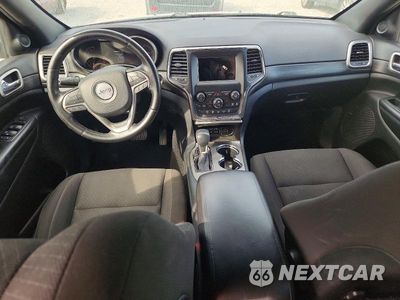 Zdjęcie 8 z 13 samochodu: 2020 JEEP GRAND CHEROKEE LAREDO VIN:1C4RJFAG1LC304170 - miniatura