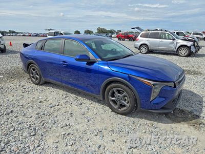 Czwarte zdjęcie samochodu z boku: 2025 KIA K4 LXS VIN:3KPFT4DE6SE187981 - miniatura