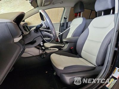 Zdjęcie 7 z 12 samochodu: 2018 HYUNDAI IONIQ SEL VIN:KMHC75LC7JU062772 - miniatura