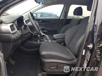 Zdjęcie 7 z 13 samochodu: 2019 KIA SORENTO S V6 VIN:5XYPG4A57KG609868 - miniatura