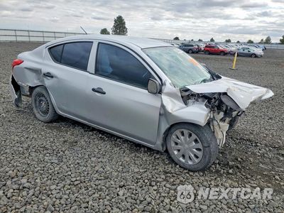 Czwarte zdjęcie samochodu z boku: 2014 NISSAN VERSA 1.6 S VIN:3N1CN7AP3EL840550 - miniatura