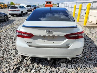 Zdjęcie 6 z 12 samochodu: 2022 TOYOTA CAMRY XSE VIN:4T1K61BK8NU063631 - miniatura