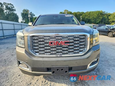 Piąte zdjęcie samochodu w środku: 2018 GMC YUKON DENALI VIN:1GKS1CKJ3JR347613 - miniatura