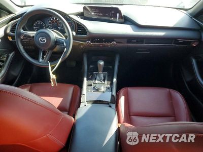 Zdjęcie 8 z 13 samochodu: 2025 MAZDA 3 PREFERRED VIN:JM1BPBLM3S1757437 - miniatura
