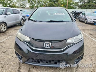 Piąte zdjęcie samochodu w środku: 2017 HONDA FIT EX VIN:3HGGK5H76HM714278 - miniatura