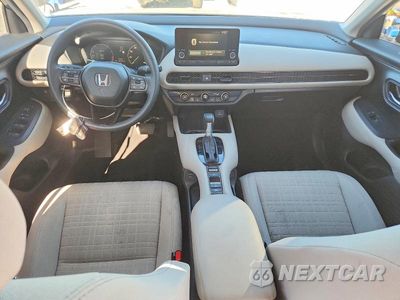 Zdjęcie 8 z 13 samochodu: 2025 HONDA HR-V LX VIN:3CZRZ2H34SM753628 - miniatura