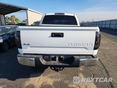 Zdjęcie 6 z 12 samochodu: 2017 TOYOTA TUNDRA SR5 VIN:5TFDW5F14HX657013 - miniatura
