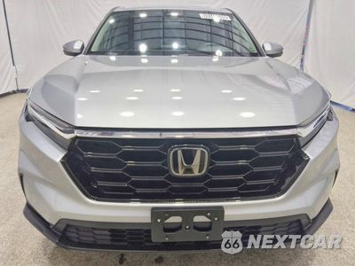 Piąte zdjęcie samochodu w środku: 2023 HONDA CR-V EX VIN:2HKRS3H47PH303588 - miniatura