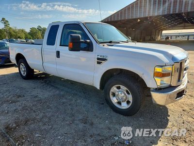 Czwarte zdjęcie samochodu z boku: 2010 FORD F250 SUPER DUTY VIN:1FTSX2A59AEB04419 - miniatura