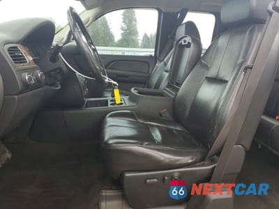 Zdjęcie 7 z 13 samochodu: 2007 GMC NEW SIERRA K1500 VIN:2GTEK19J371692805 - miniatura