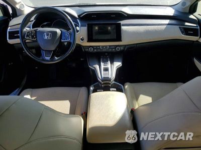 Zdjęcie 8 z 12 samochodu: 2018 HONDA CLARITY TOURING VIN:JHMZC5F38JC005751 - miniatura